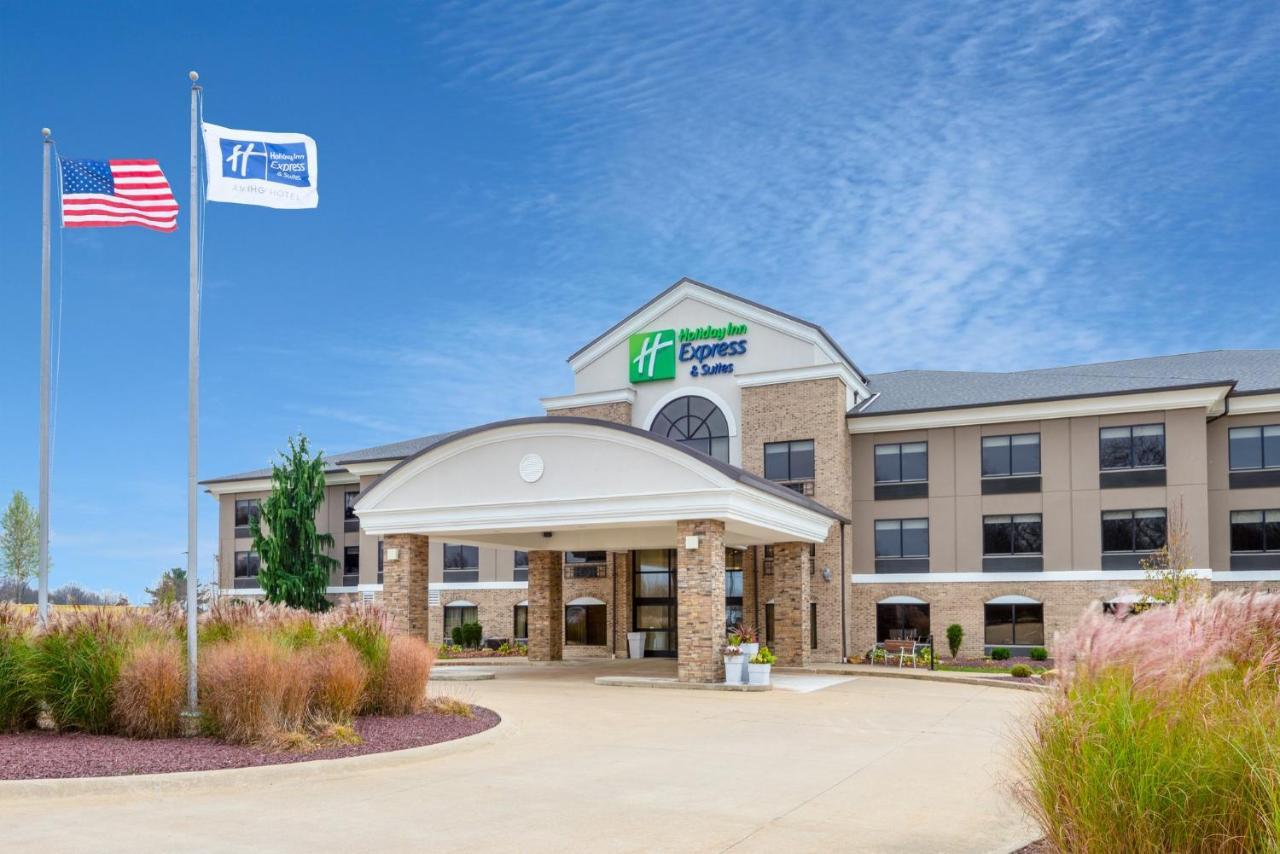 Holiday Inn Express & Suites Wadsworth By Ihg Екстер'єр фото
