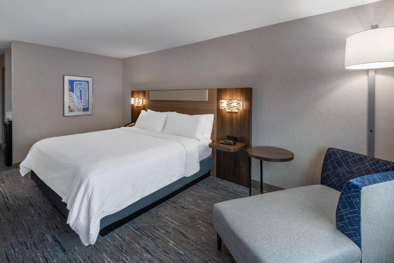 Holiday Inn Express & Suites Wadsworth By Ihg Екстер'єр фото