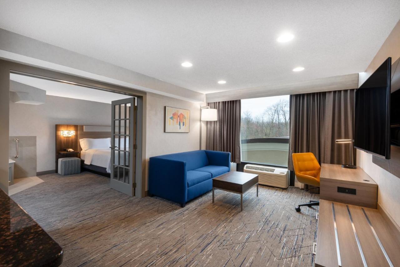Holiday Inn Express & Suites Wadsworth By Ihg Екстер'єр фото