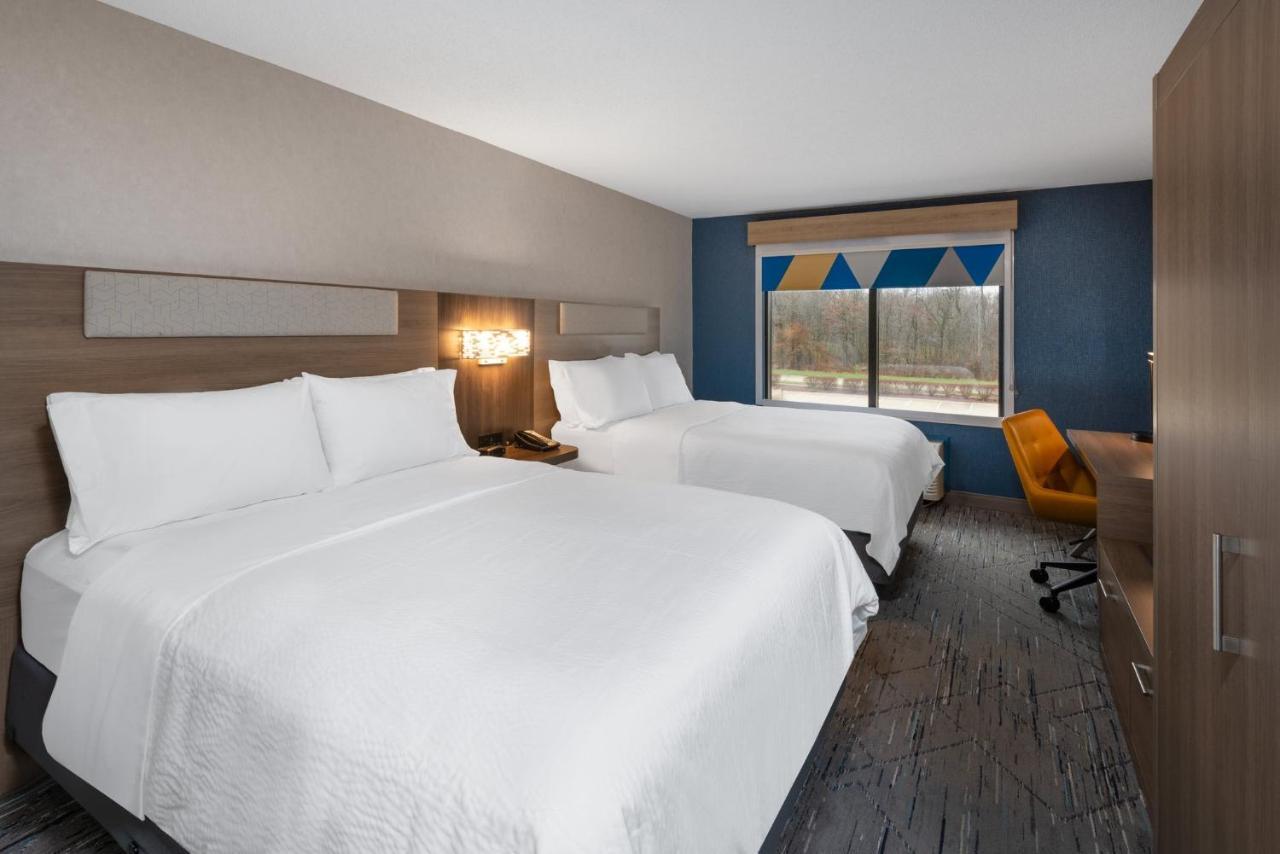 Holiday Inn Express & Suites Wadsworth By Ihg Екстер'єр фото