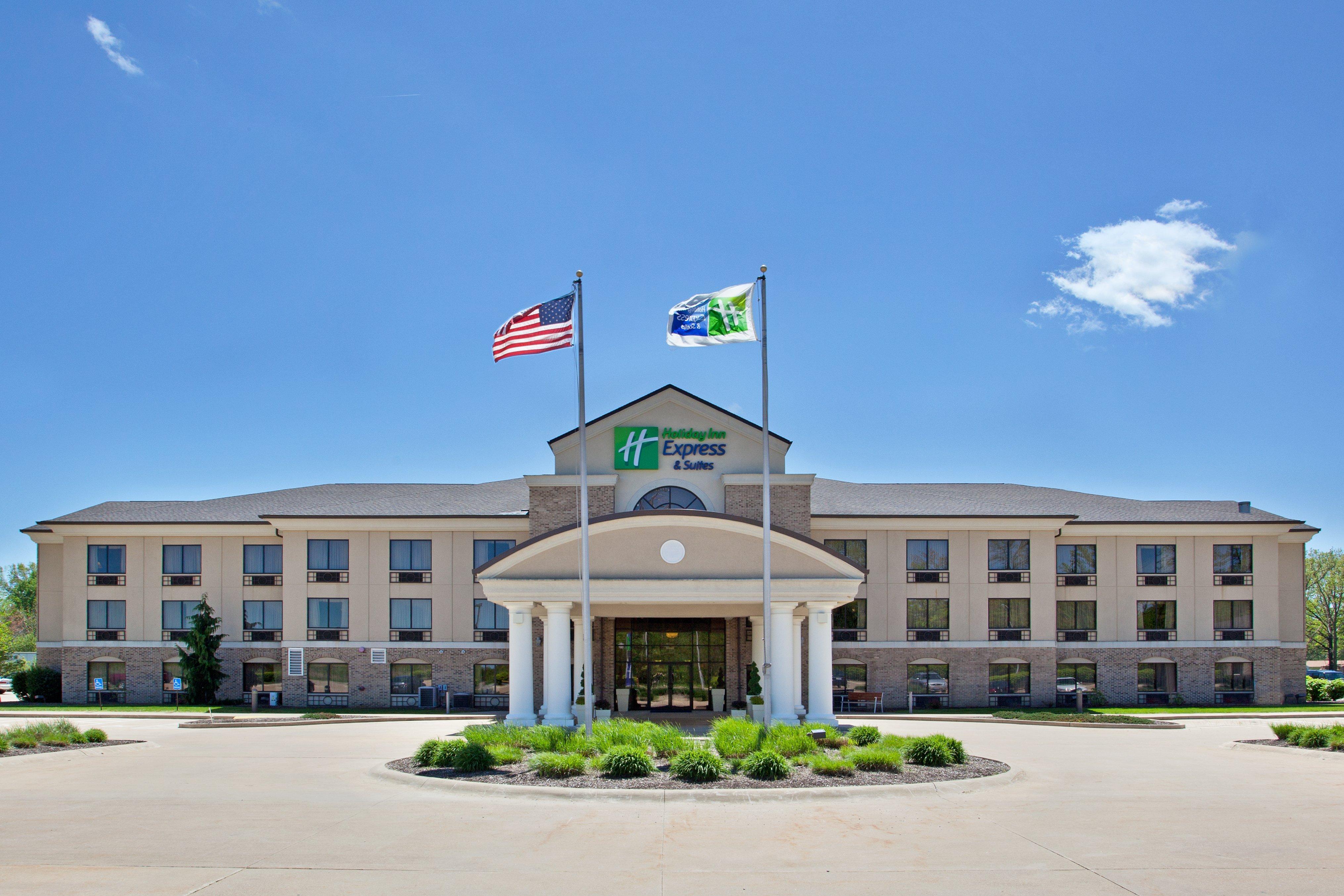 Holiday Inn Express & Suites Wadsworth By Ihg Екстер'єр фото
