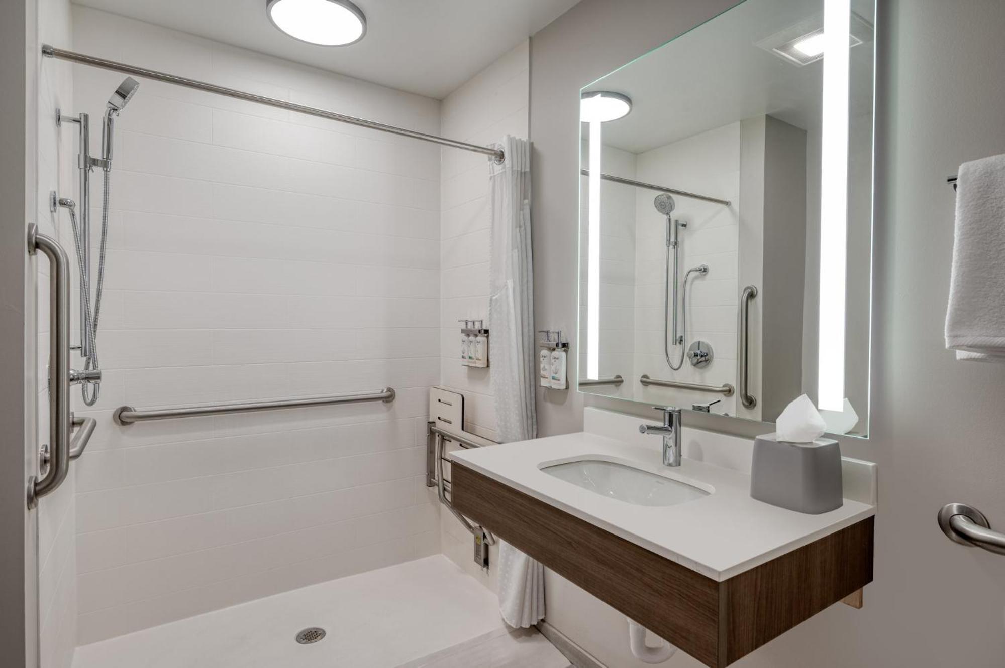 Holiday Inn Express & Suites Wadsworth By Ihg Екстер'єр фото