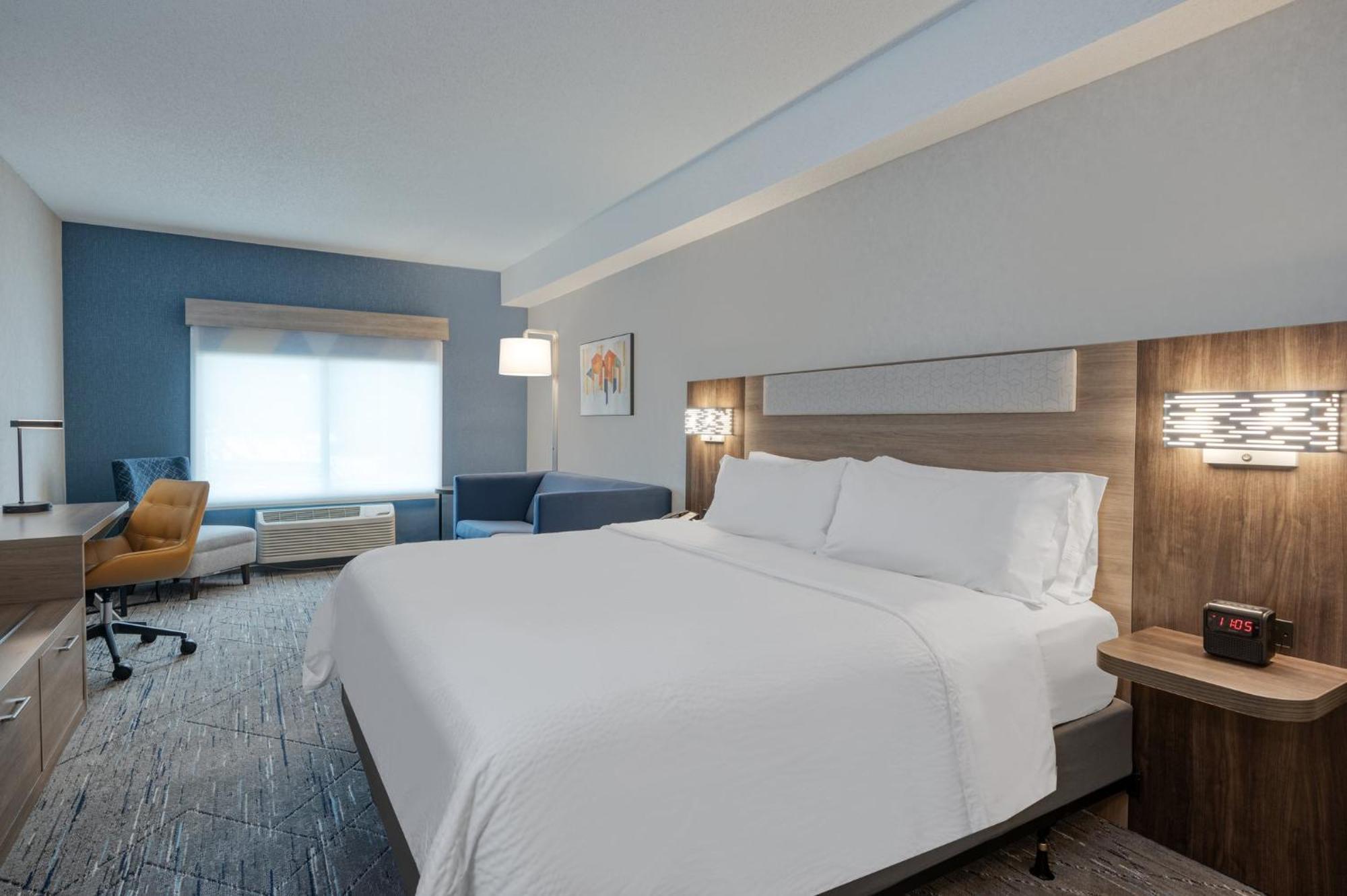 Holiday Inn Express & Suites Wadsworth By Ihg Екстер'єр фото