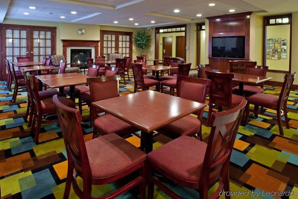 Holiday Inn Express & Suites Wadsworth By Ihg Екстер'єр фото