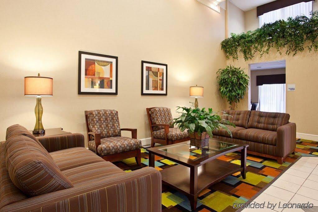 Holiday Inn Express & Suites Wadsworth By Ihg Екстер'єр фото